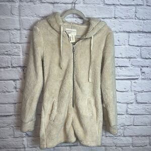 Aeropostale Women’s NWT Cozy Fuzzy Hooded Loungewear Romper Size Small